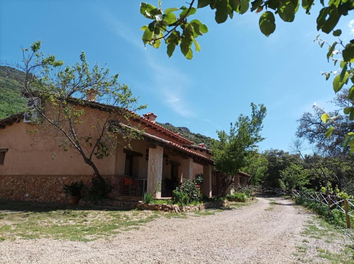 Apartamentos Rurales En Plena Sierra La Calera المظهر الخارجي الصورة