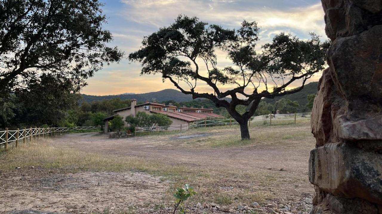 Apartamentos Rurales En Plena Sierra La Calera المظهر الخارجي الصورة