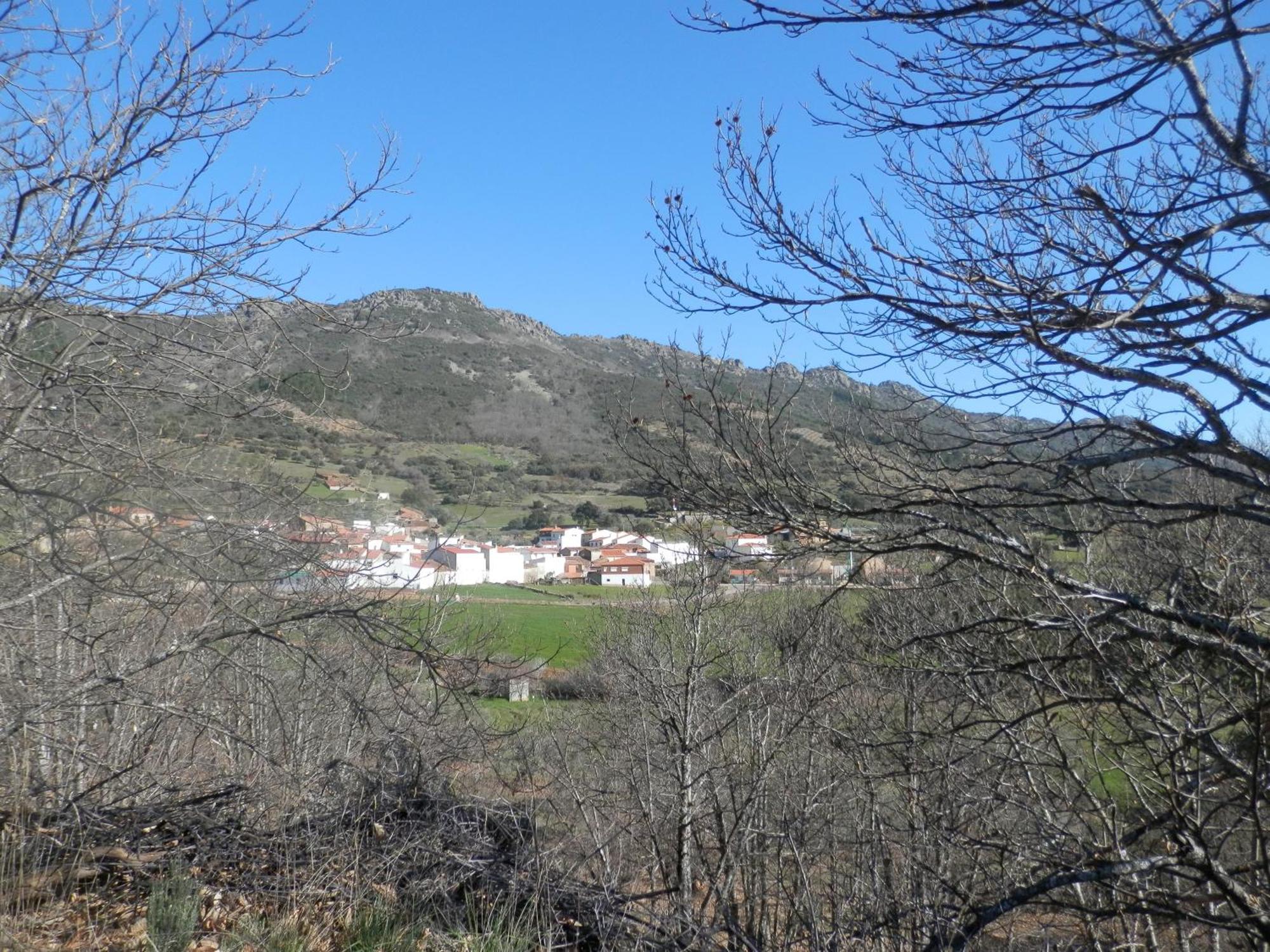 Apartamentos Rurales En Plena Sierra La Calera المظهر الخارجي الصورة