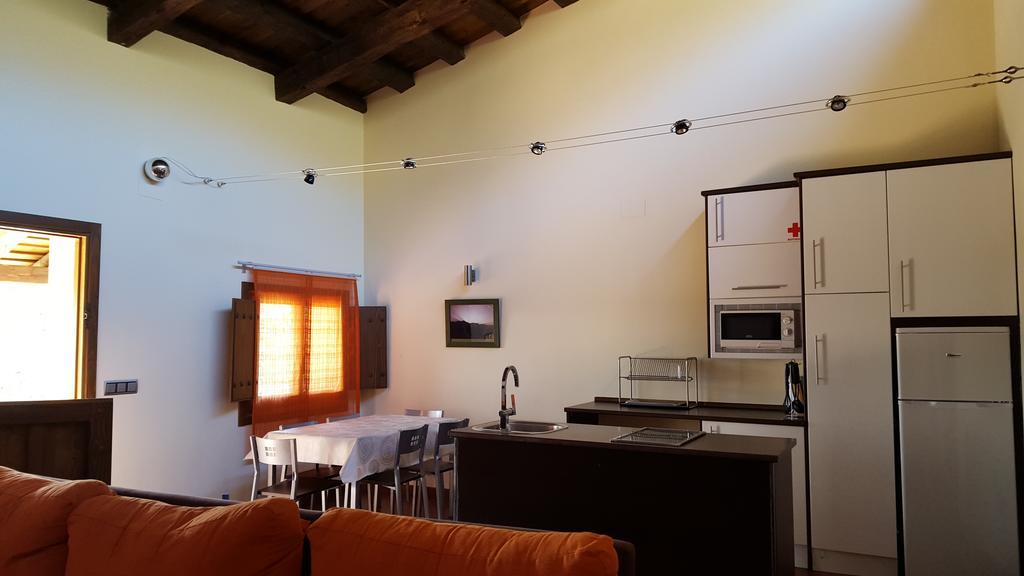 Apartamentos Rurales En Plena Sierra La Calera المظهر الخارجي الصورة