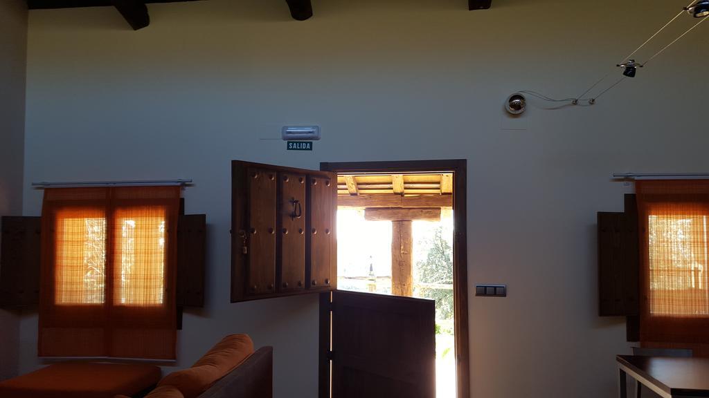 Apartamentos Rurales En Plena Sierra La Calera المظهر الخارجي الصورة